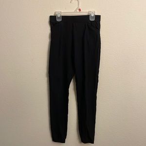 Black sweatpants with pockets